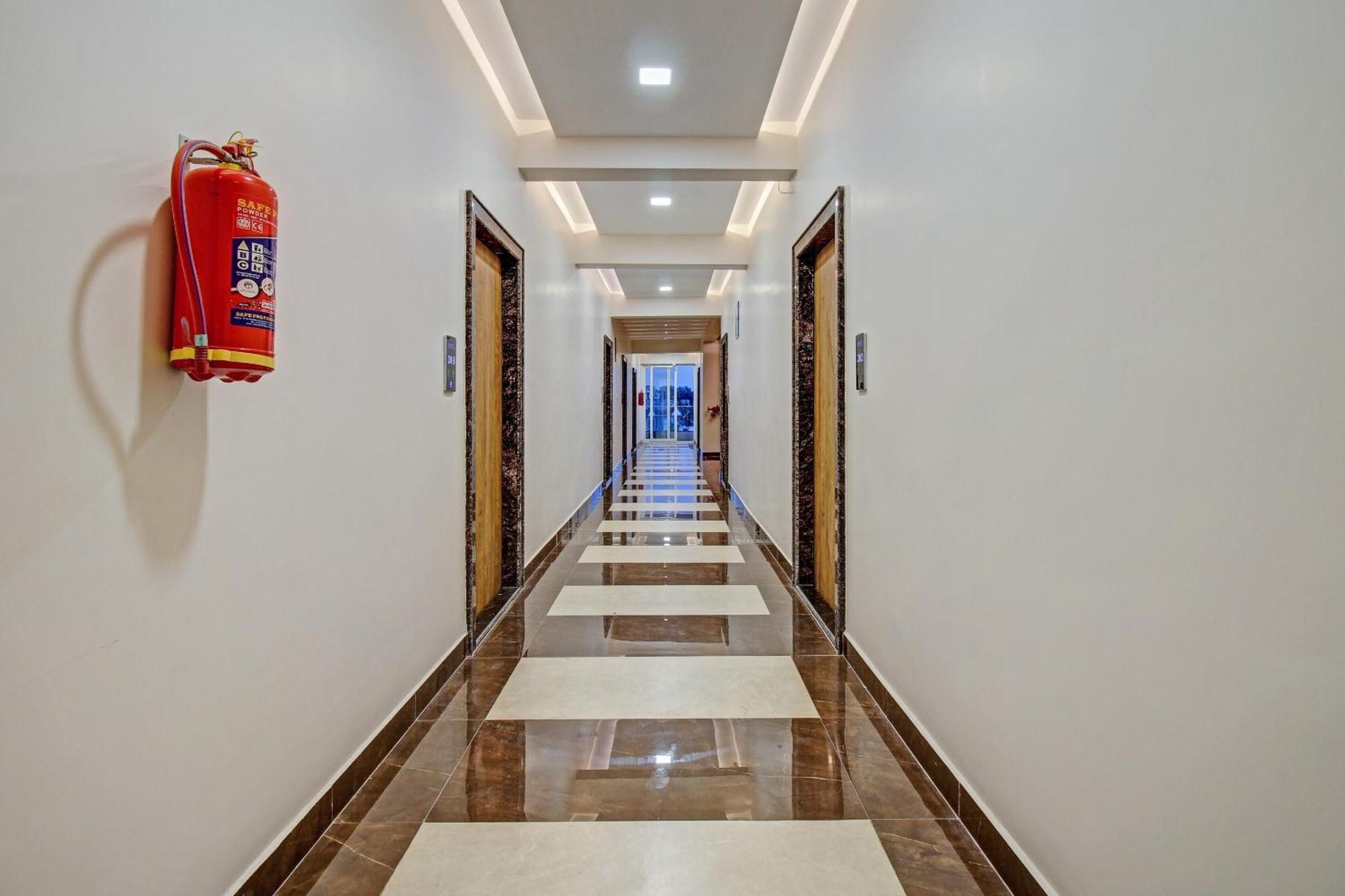 Townhouse Oak Vs Shivanya Lucknow Exterior foto