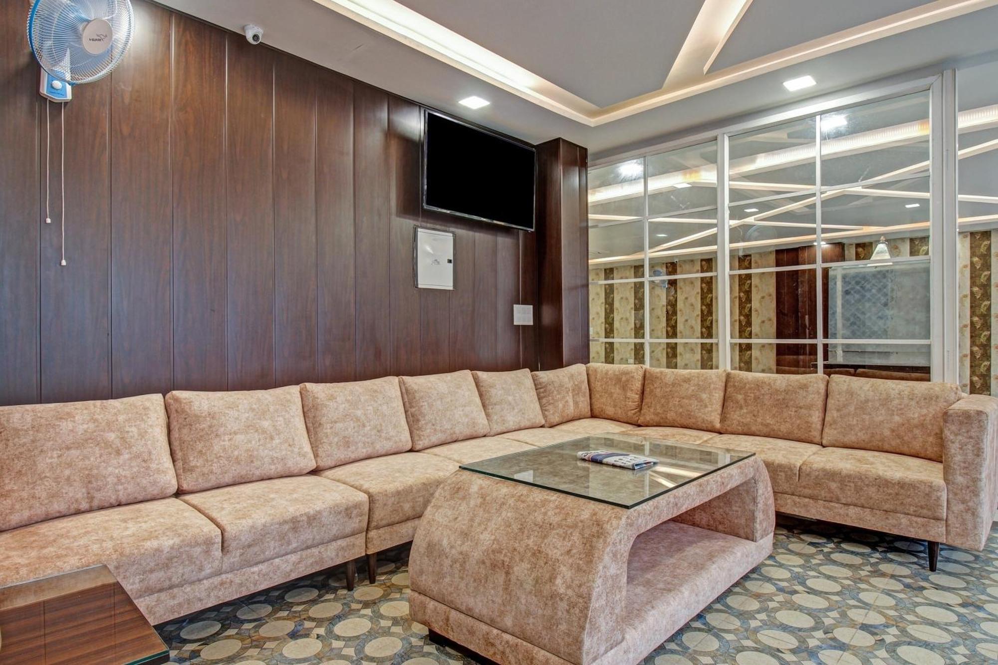 Townhouse Oak Vs Shivanya Lucknow Exterior foto