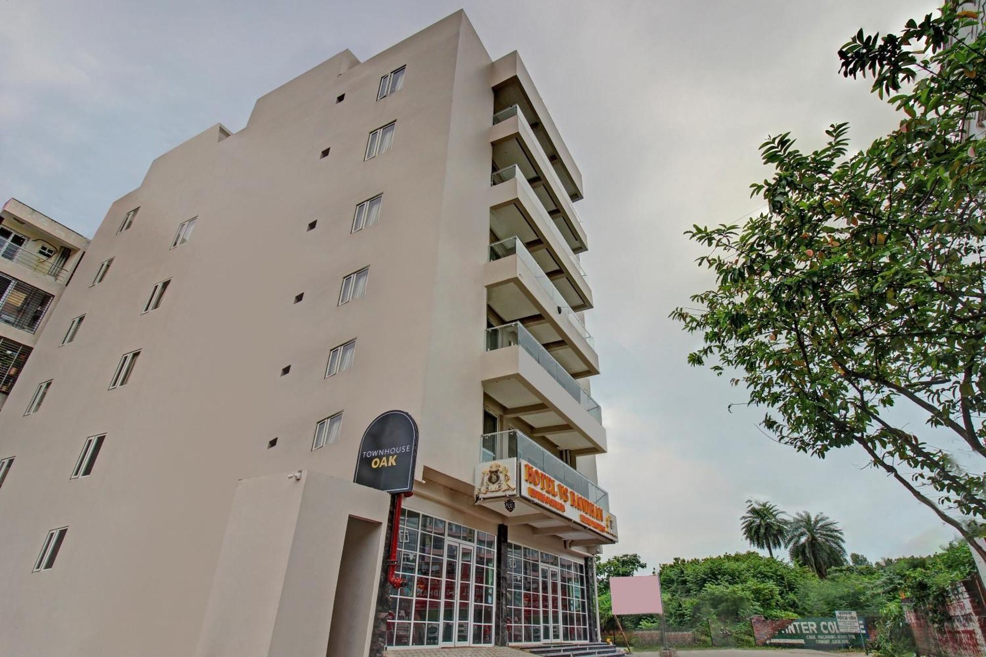 Townhouse Oak Vs Shivanya Lucknow Exterior foto