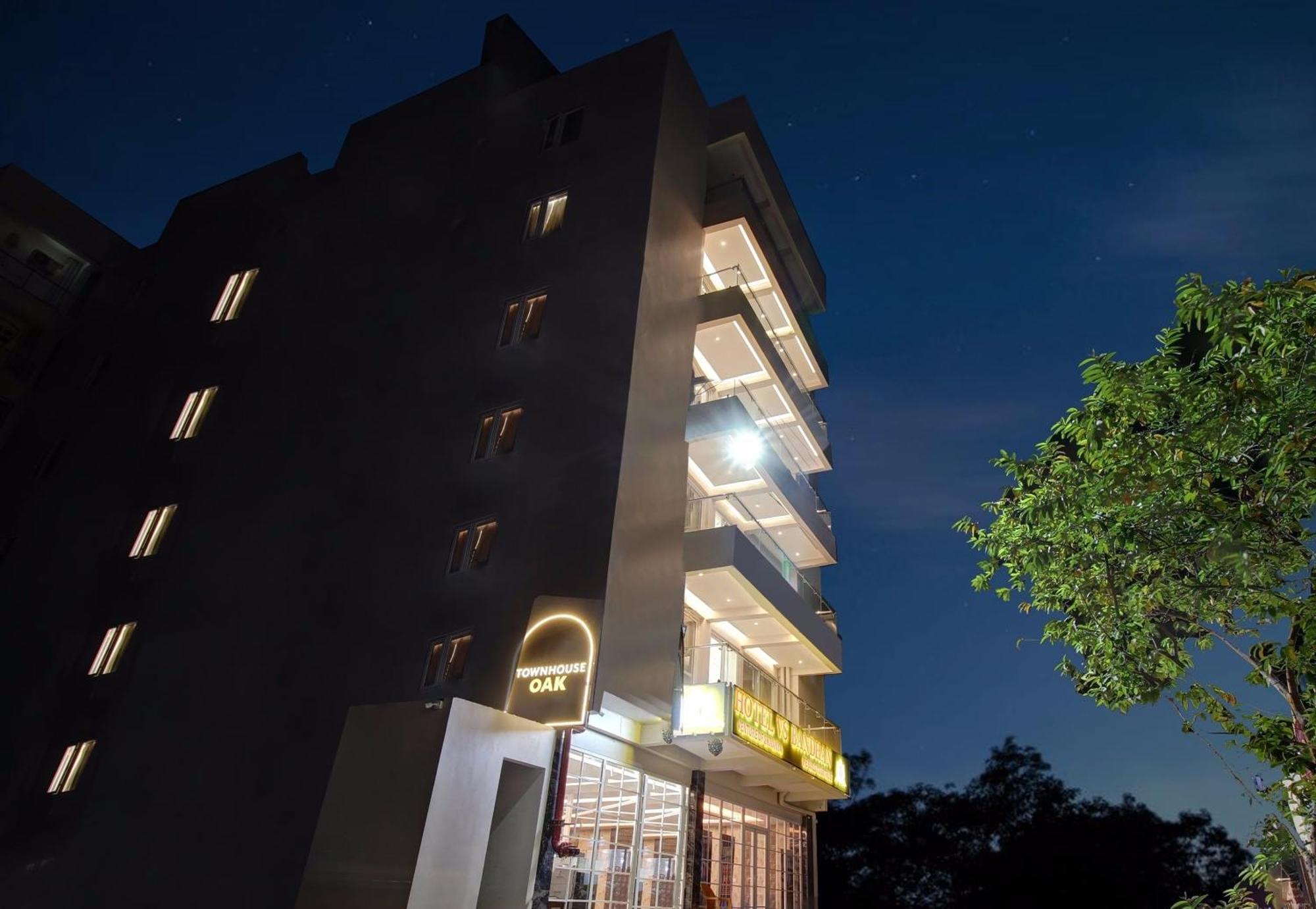 Townhouse Oak Vs Shivanya Lucknow Exterior foto