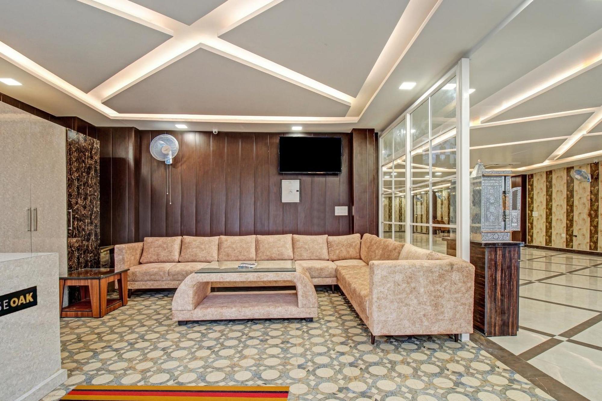 Townhouse Oak Vs Shivanya Lucknow Exterior foto